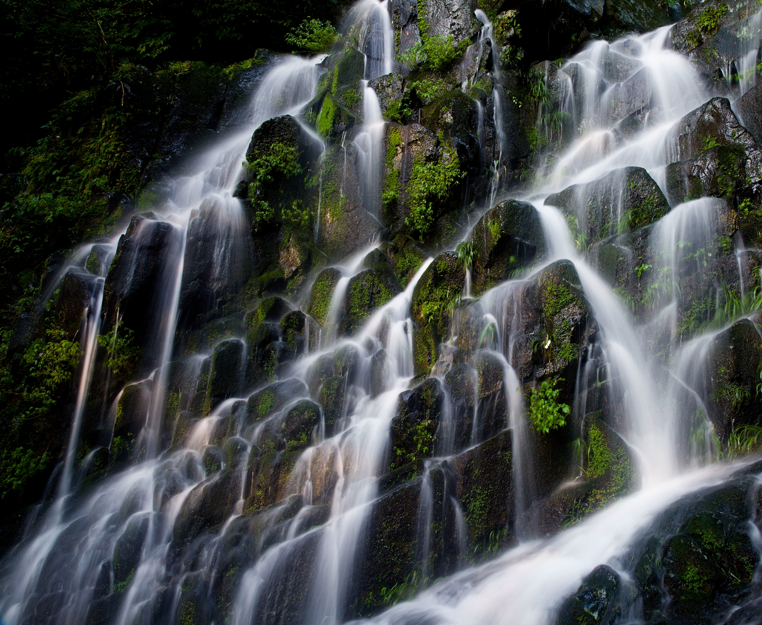 水练飞溅