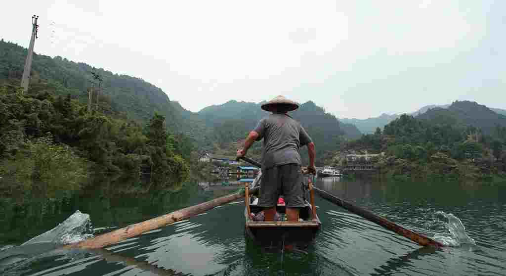 澧水河上打魚人2