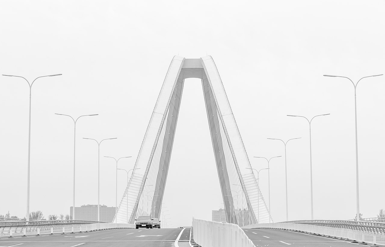 《桥》