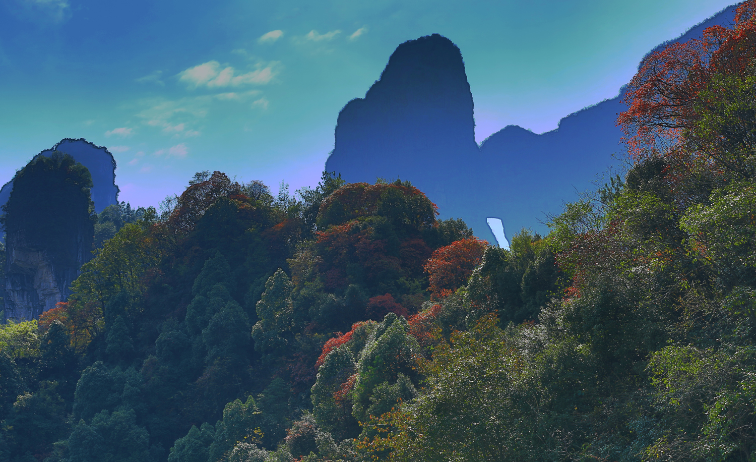 秋映天门