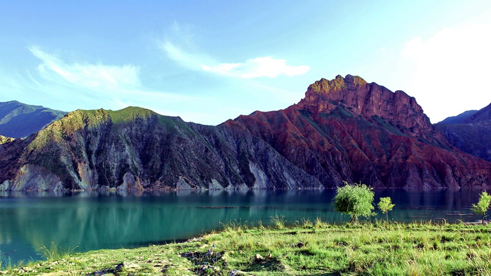 高原平湖