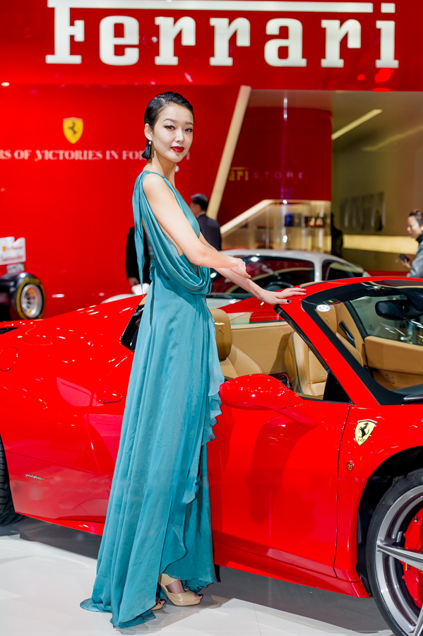 香车美女