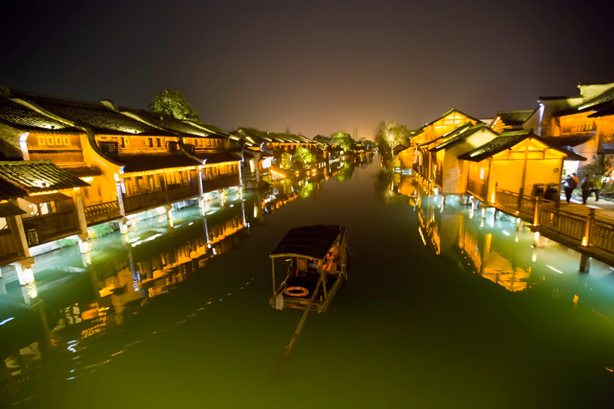 古镇夜色
