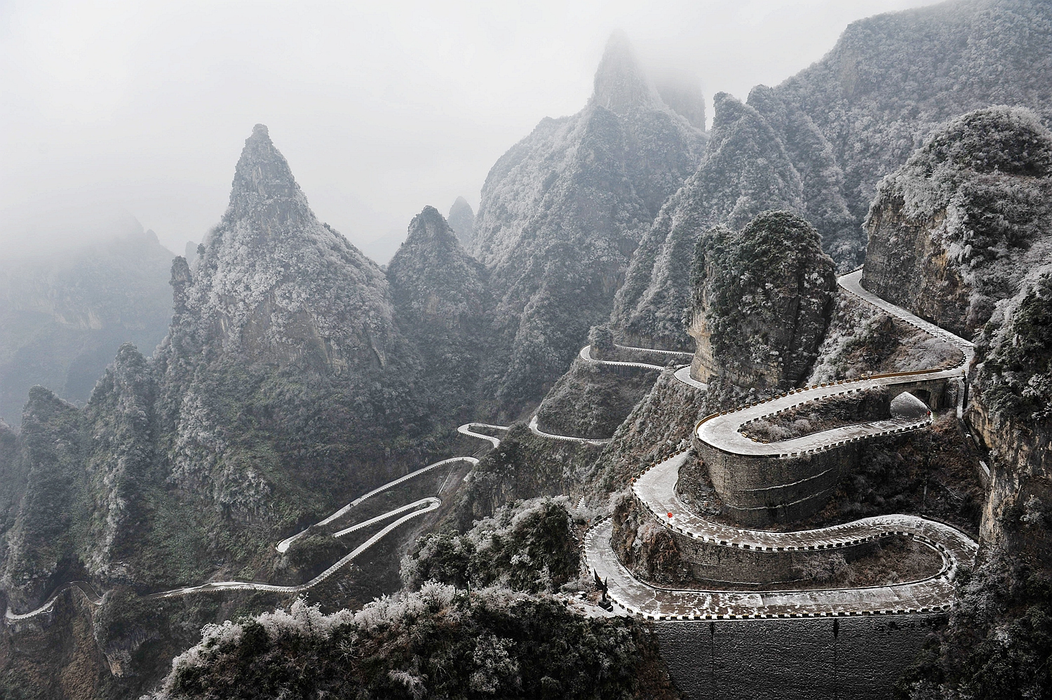 天门山·雪