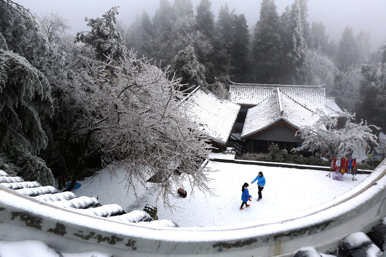 黄石寨雪韵