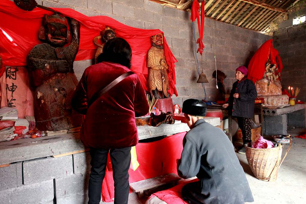 豬头祭山神
