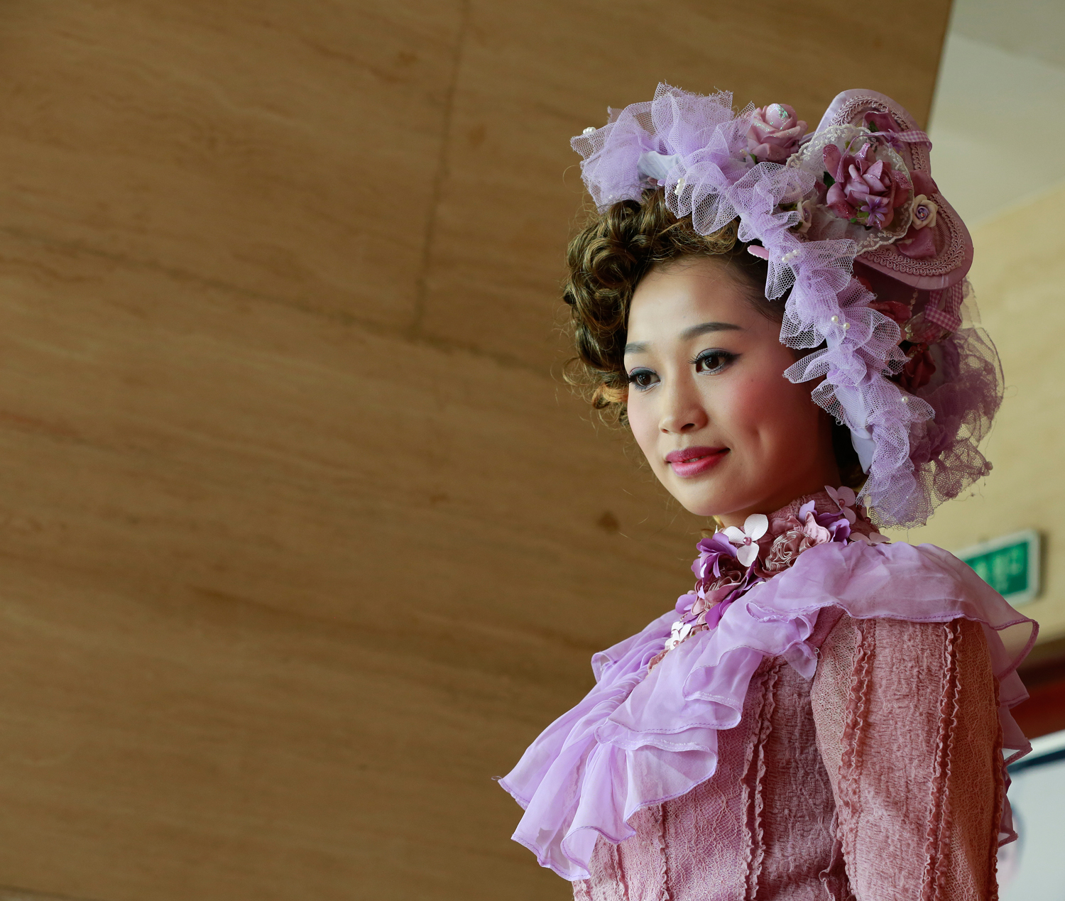 玲丽彩妆1