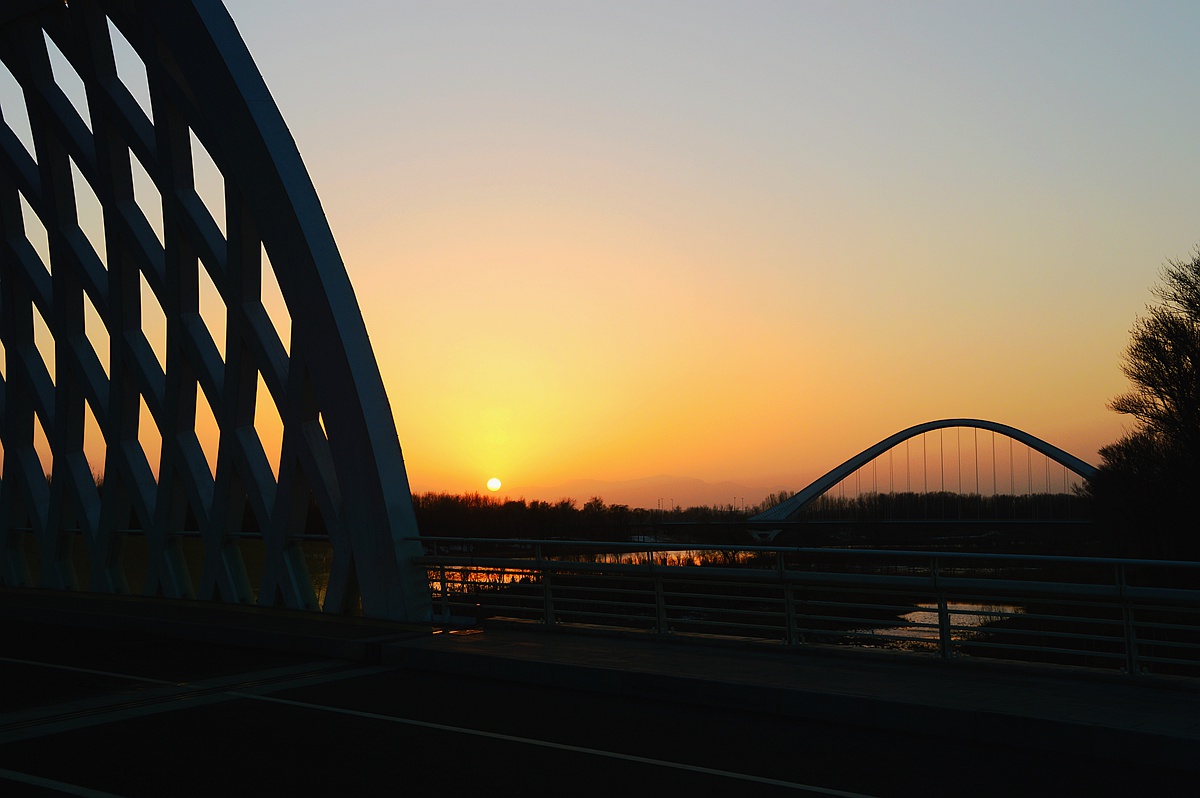 双桥夕阳