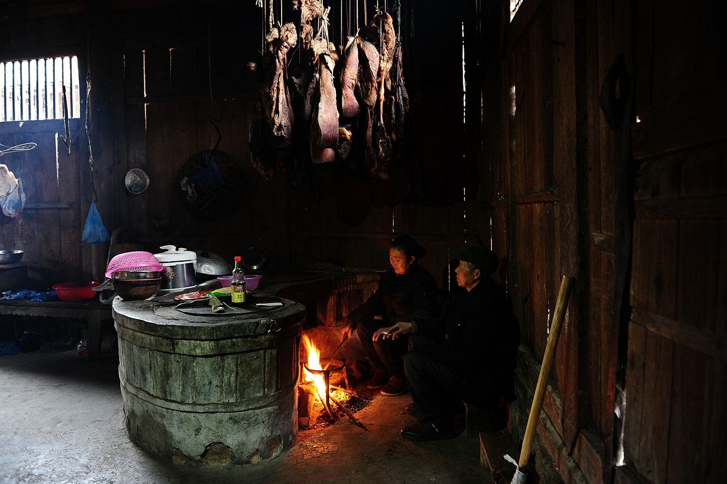 农 家