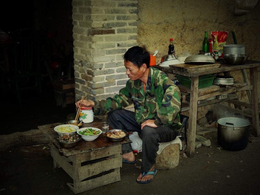 农民工的生活