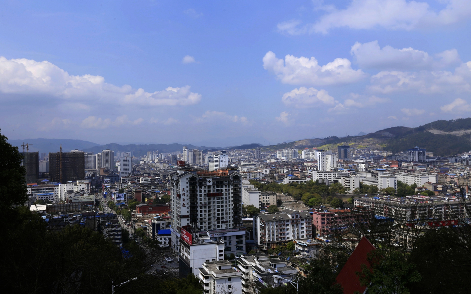 小城市