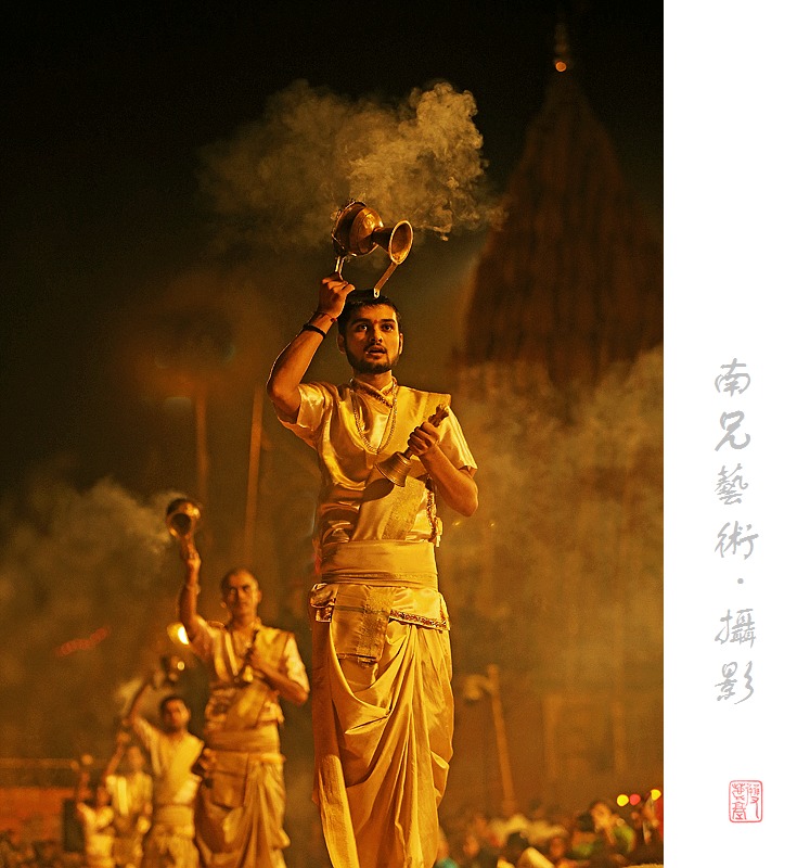恒河祭拜仪式