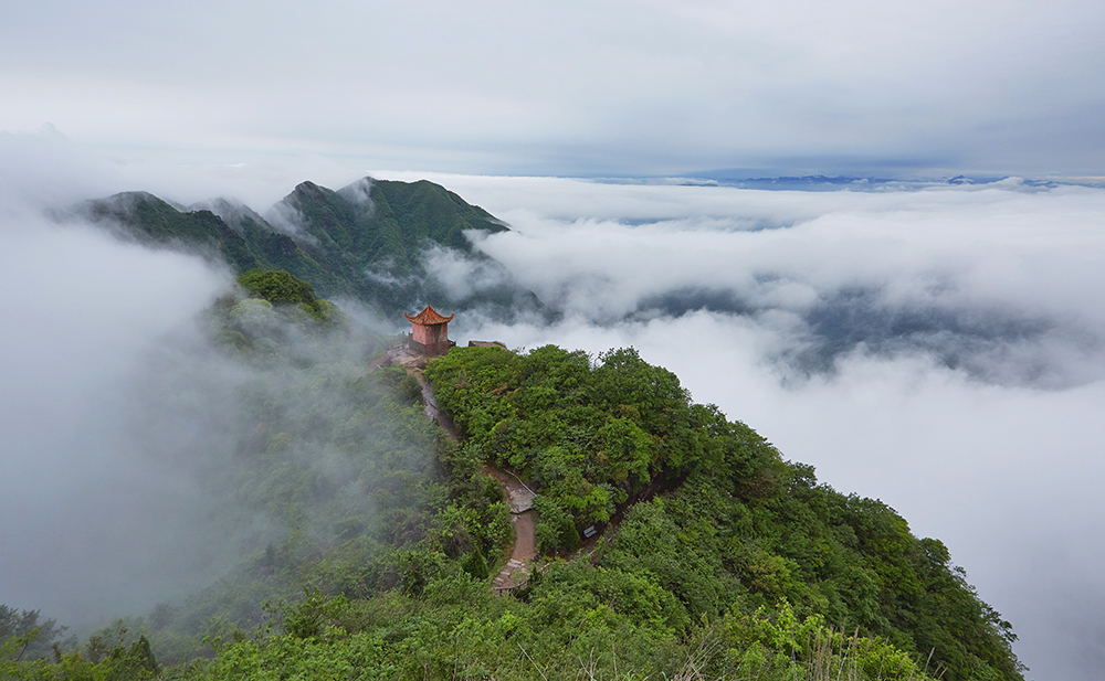 云涌五雷山