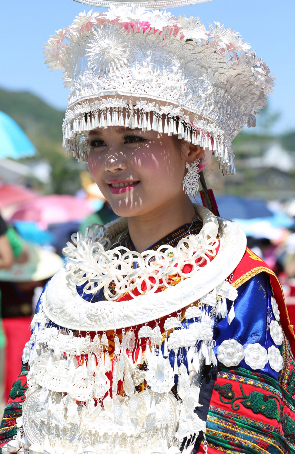 民族女孩