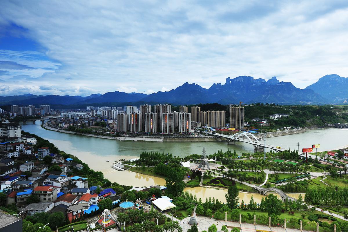 天门山下丶美丽家园
