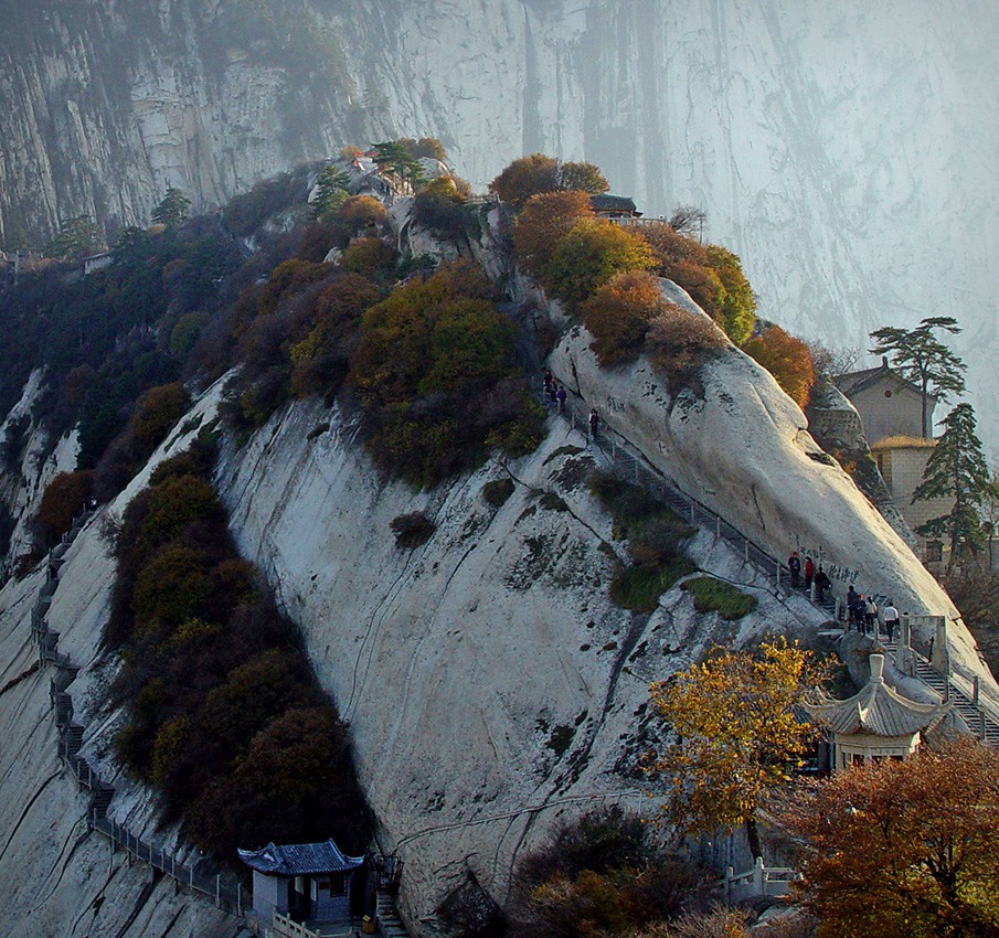 华山