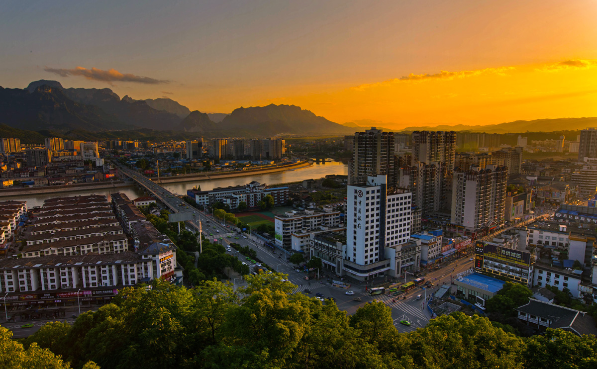 庸城夕照