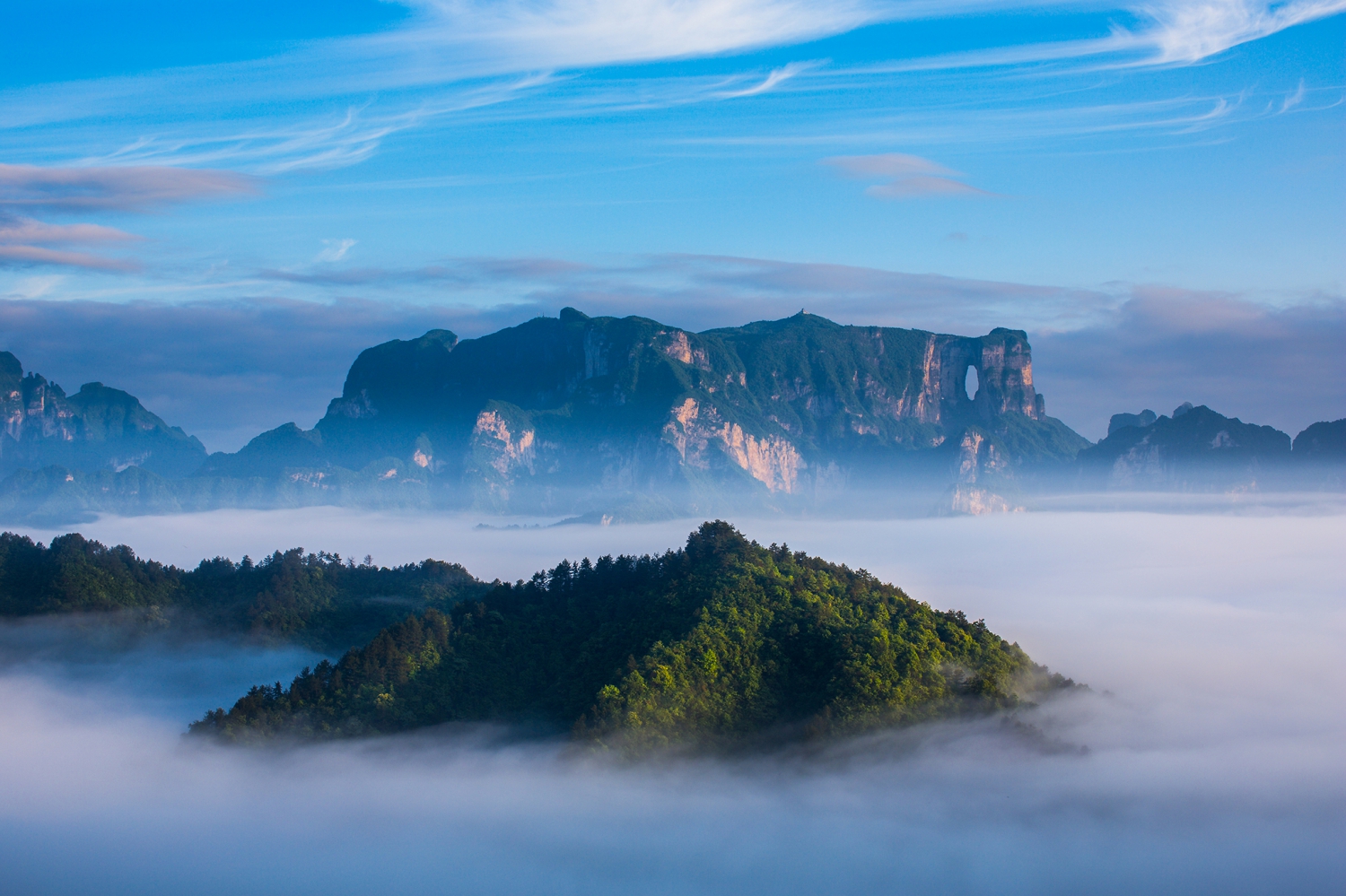 武陵之魂天门山