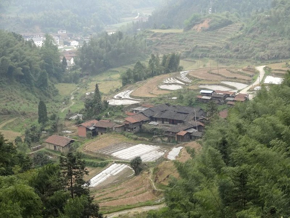 美丽山村