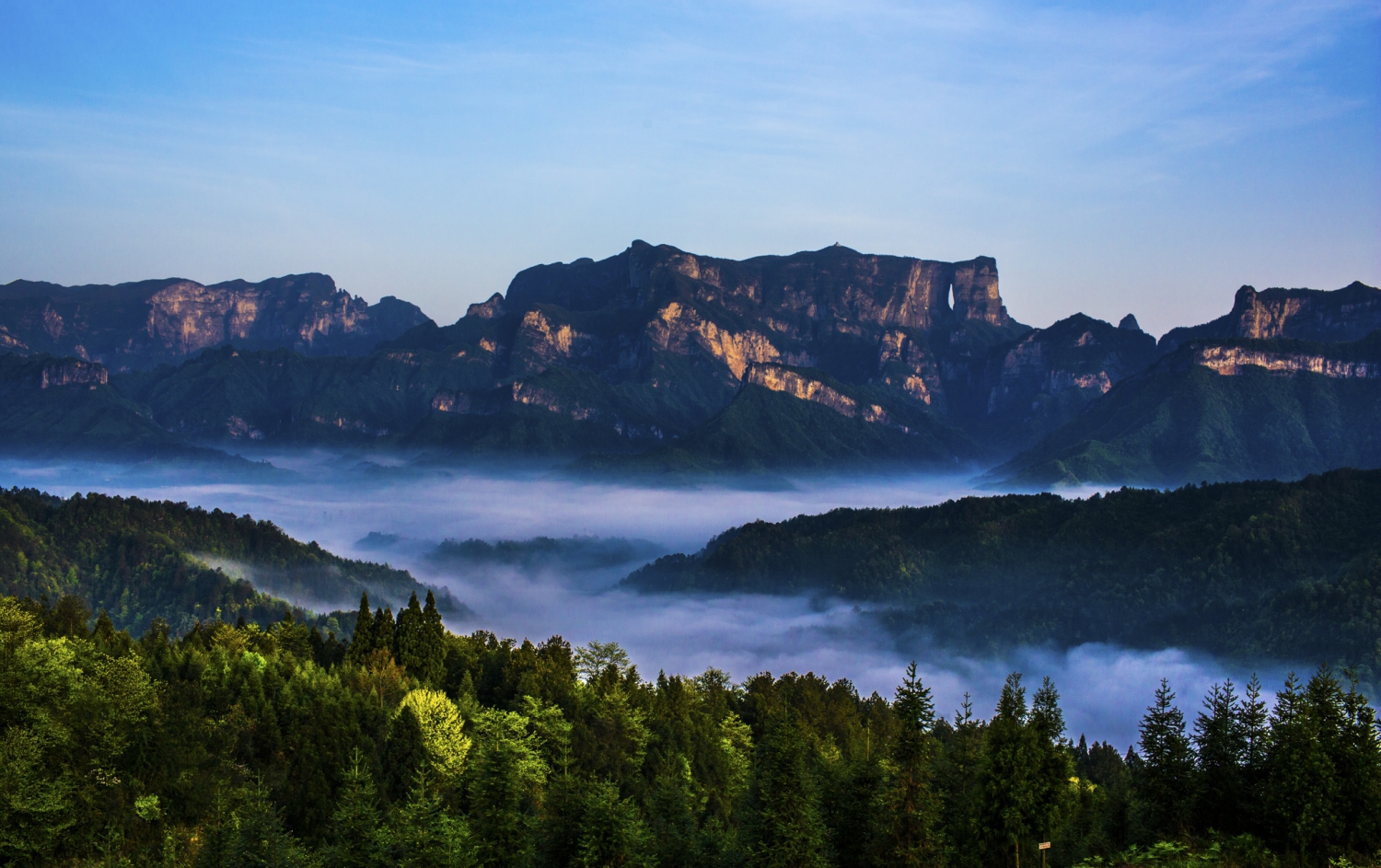 日照天门山