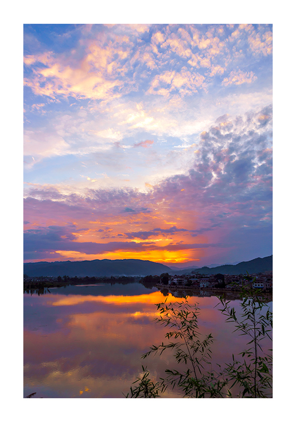 夕照木龙滩