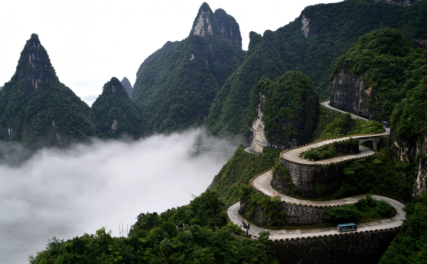 大美天门山