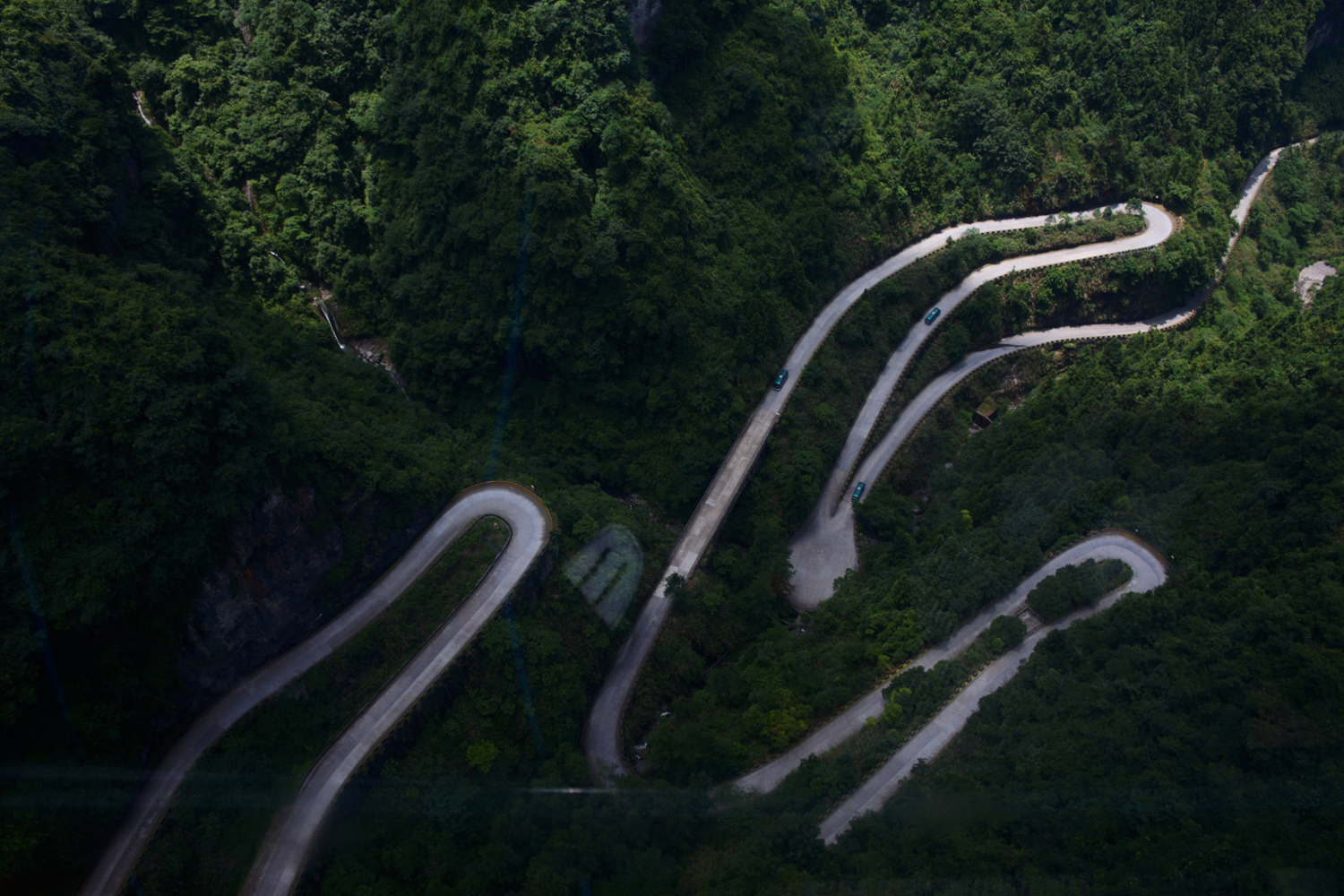 山路弯弯