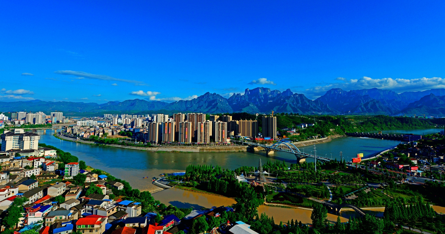 天门山下是我家