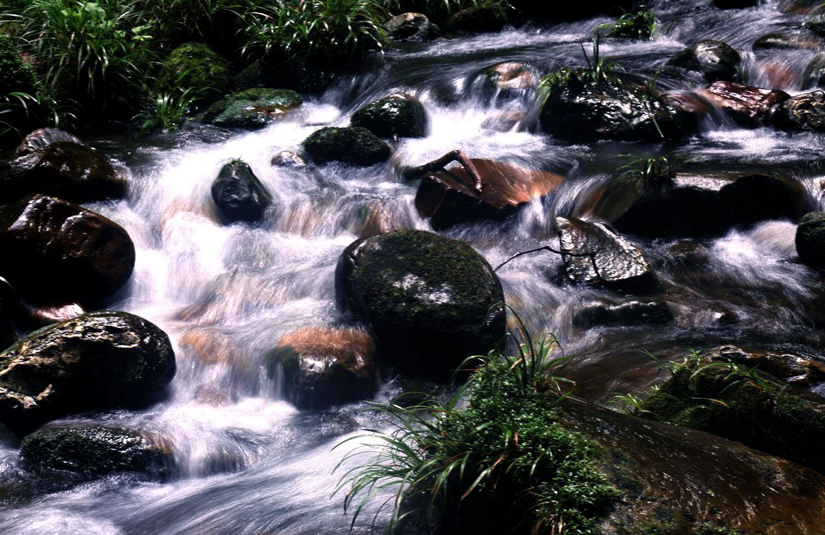 碧水清凉