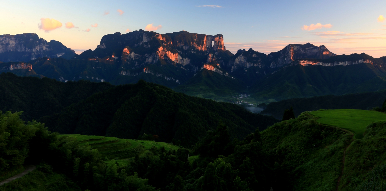 金山