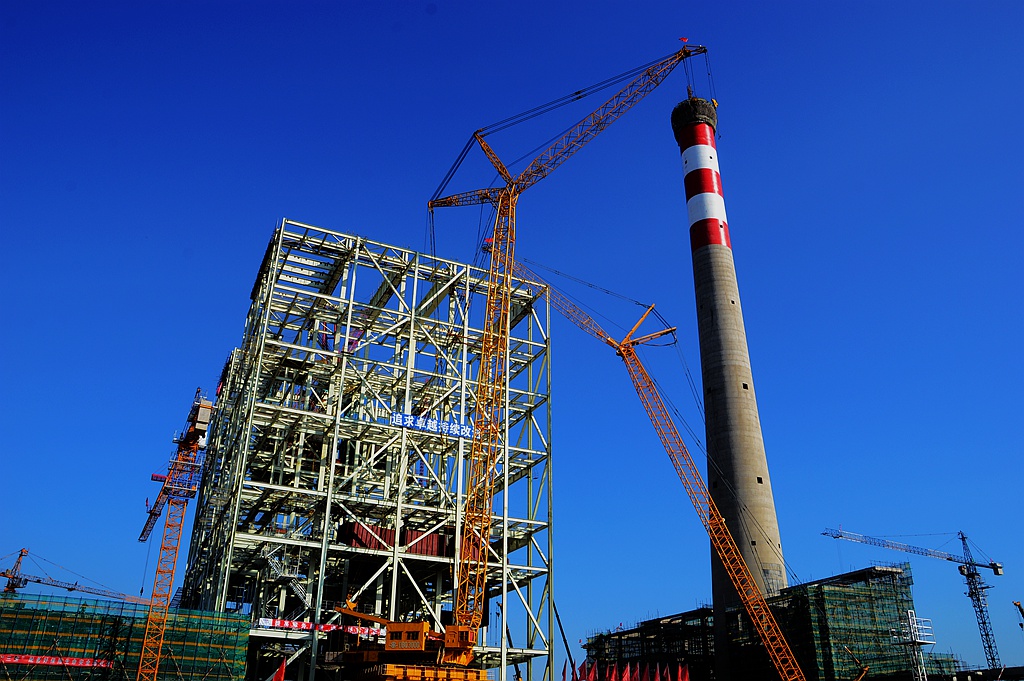 咱们工人有力量-华润伊春热电厂建设工地掠拍