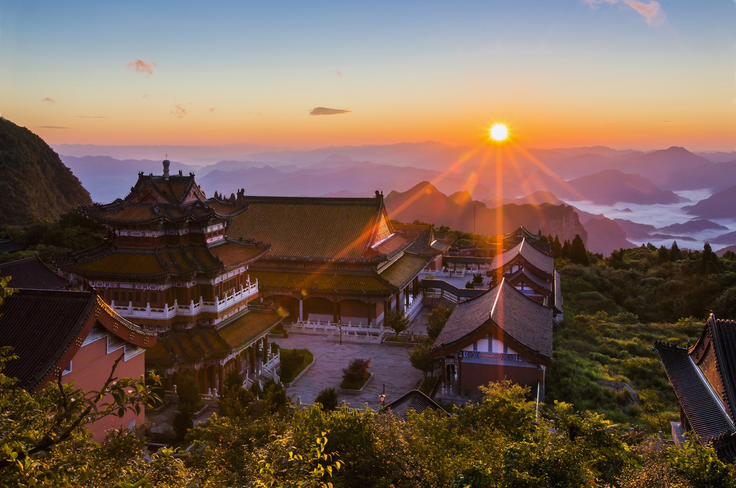 仙寺晨韵