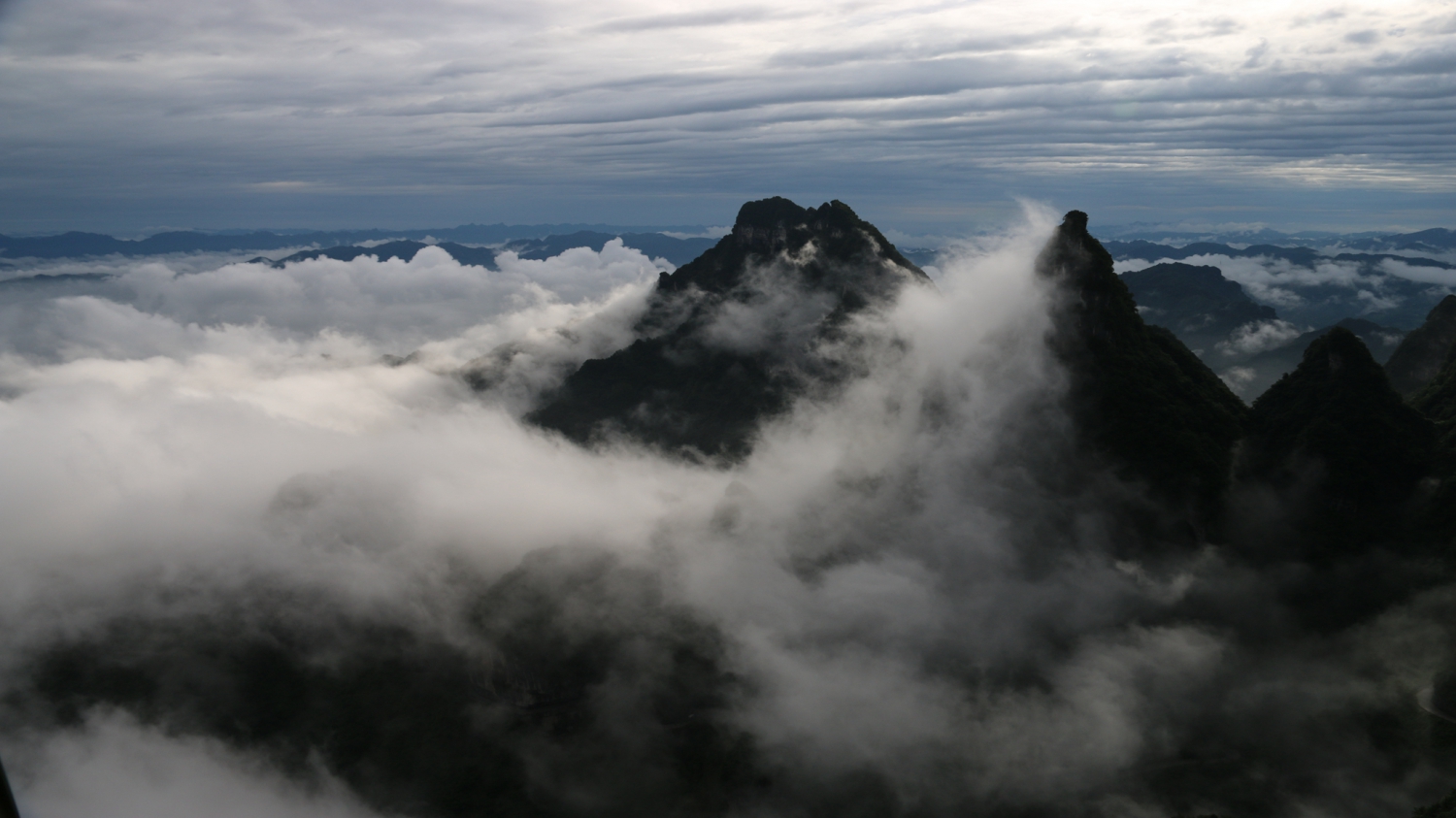 雾绕仙山组图3