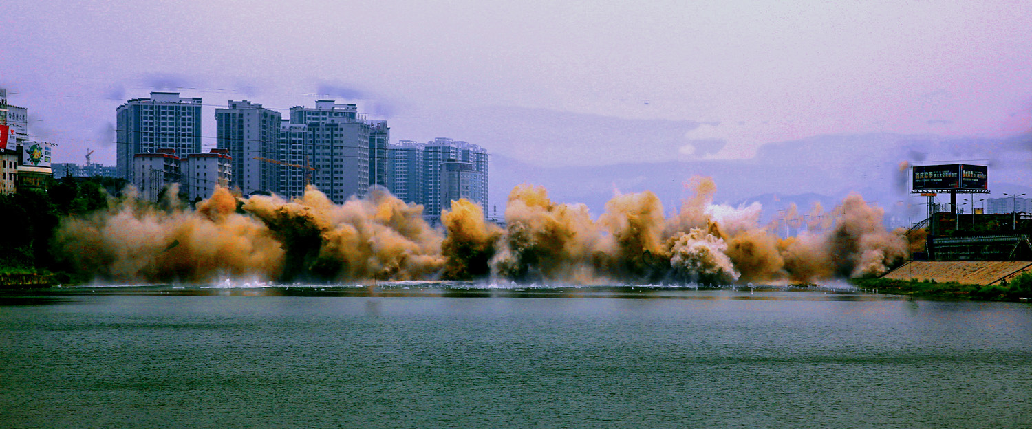 澧水大桥成功爆破