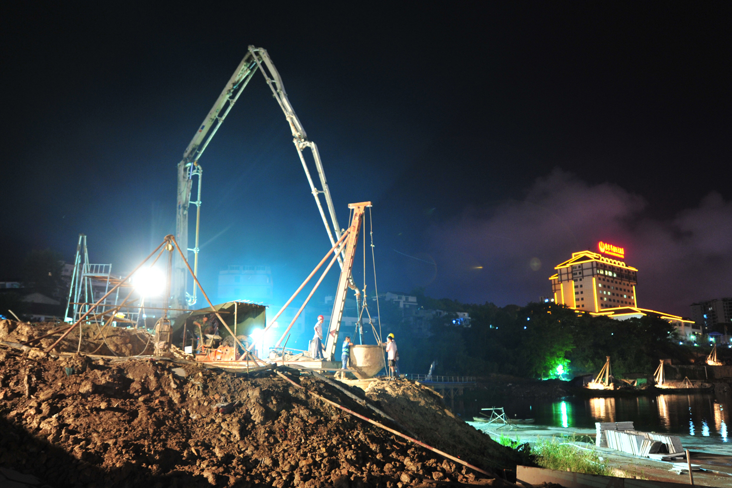 夜战