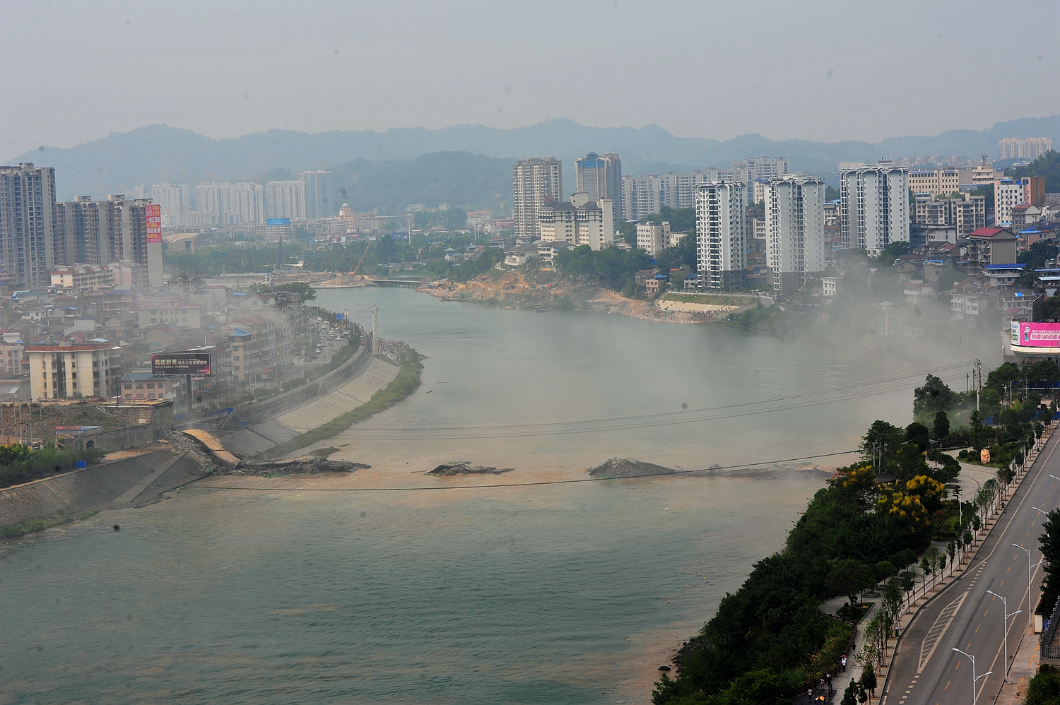 澧水大桥爆破纪实5
