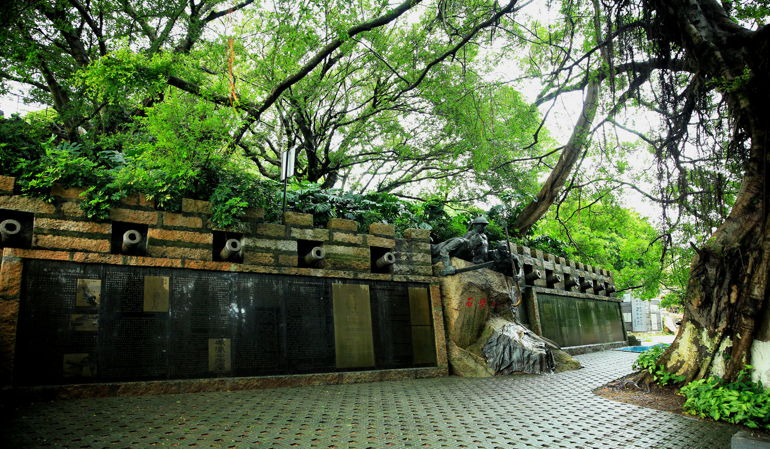 厦门胡里山炮台