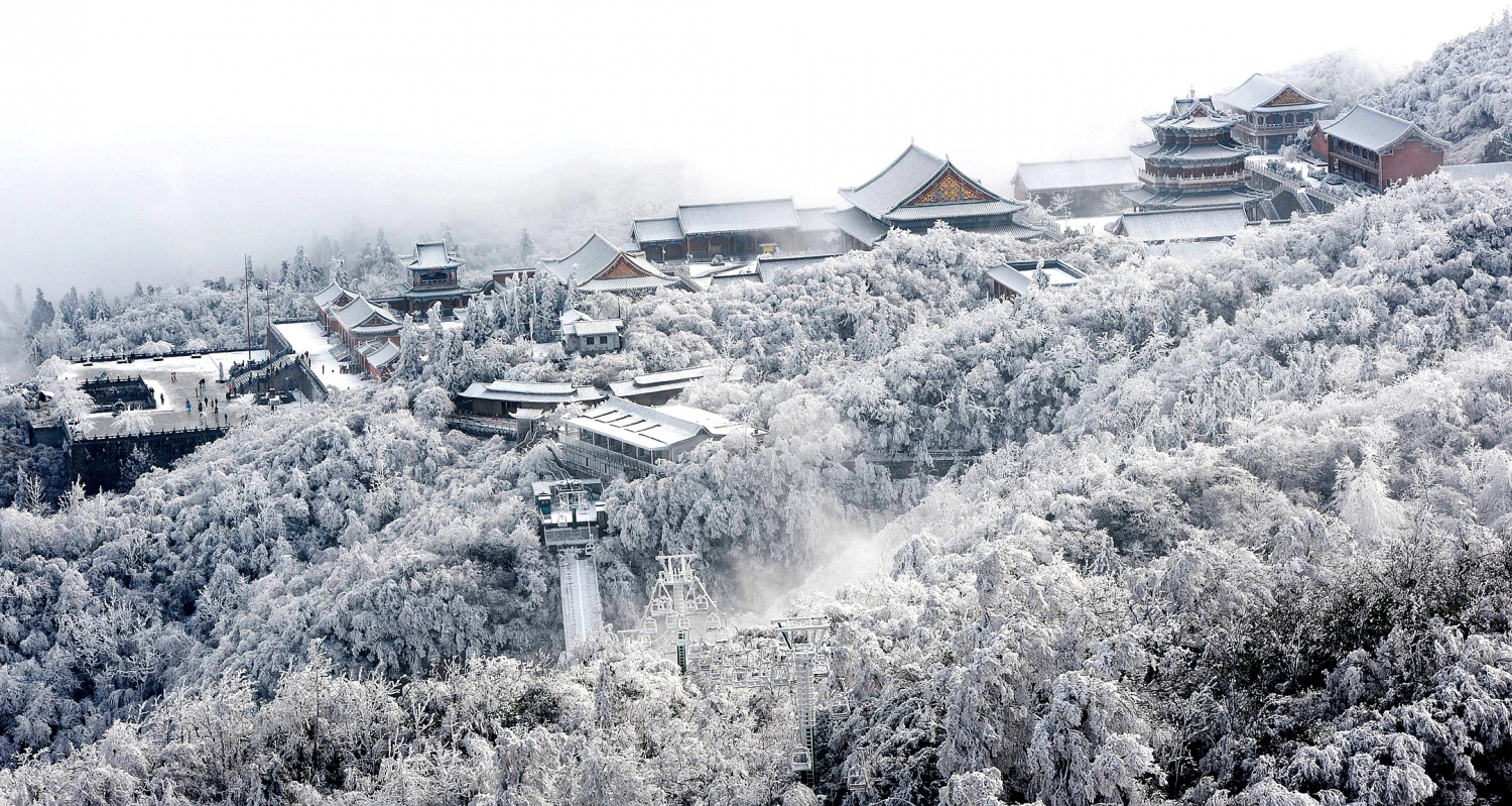 雪漫天门寺