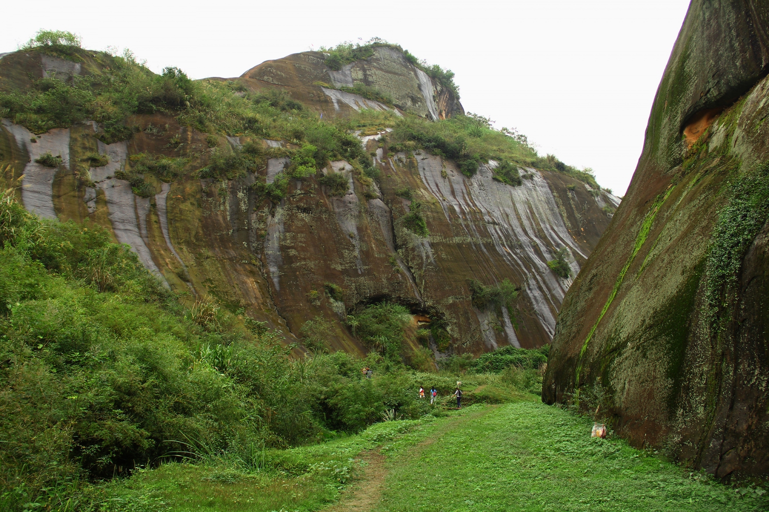 红岩岭