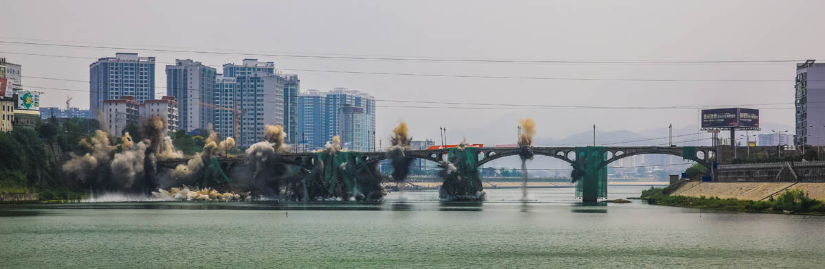 澧水大桥爆破拆除3(组图)