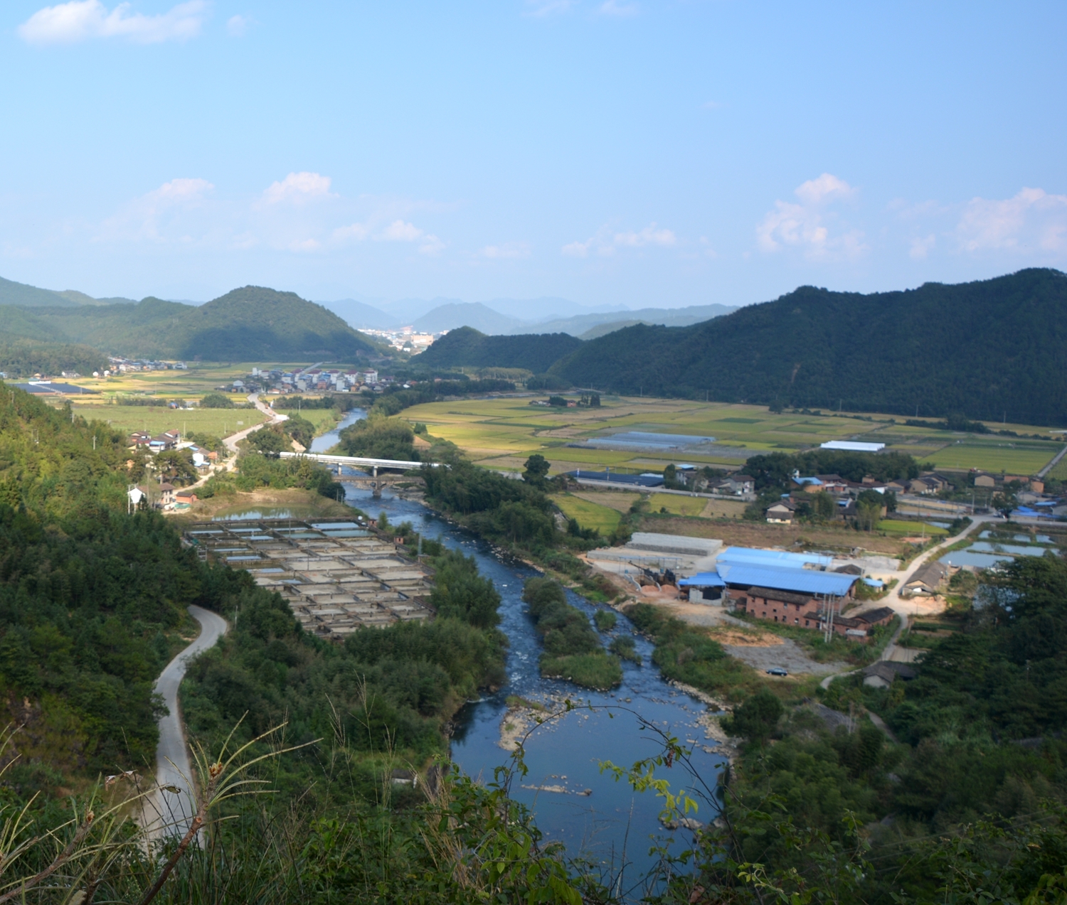 山乡风光