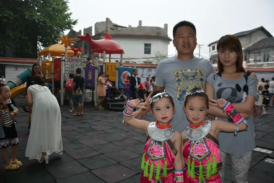 少成若天性。功到自然成。