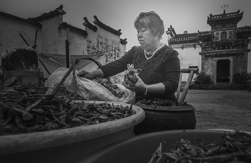 古村小卖