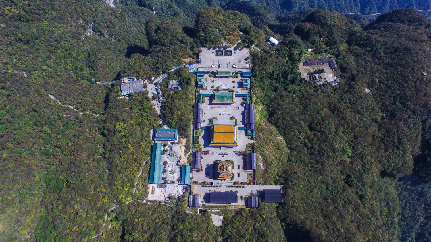 航拍天门山