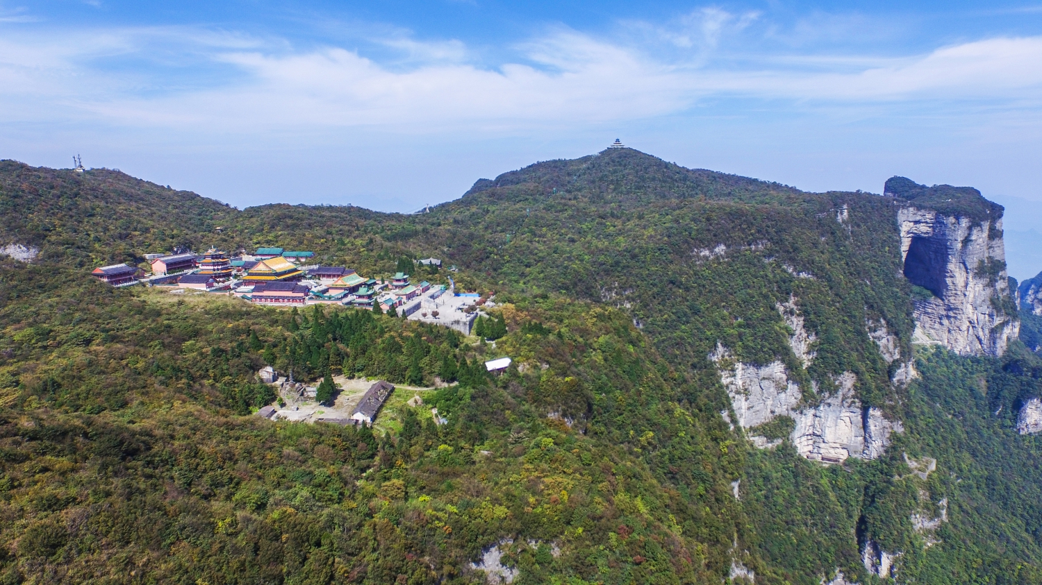 航拍天门山