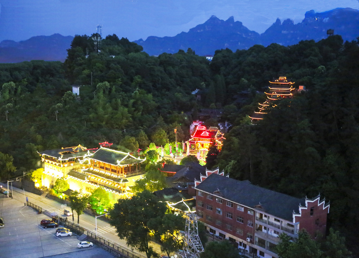 夜拍土家风情园