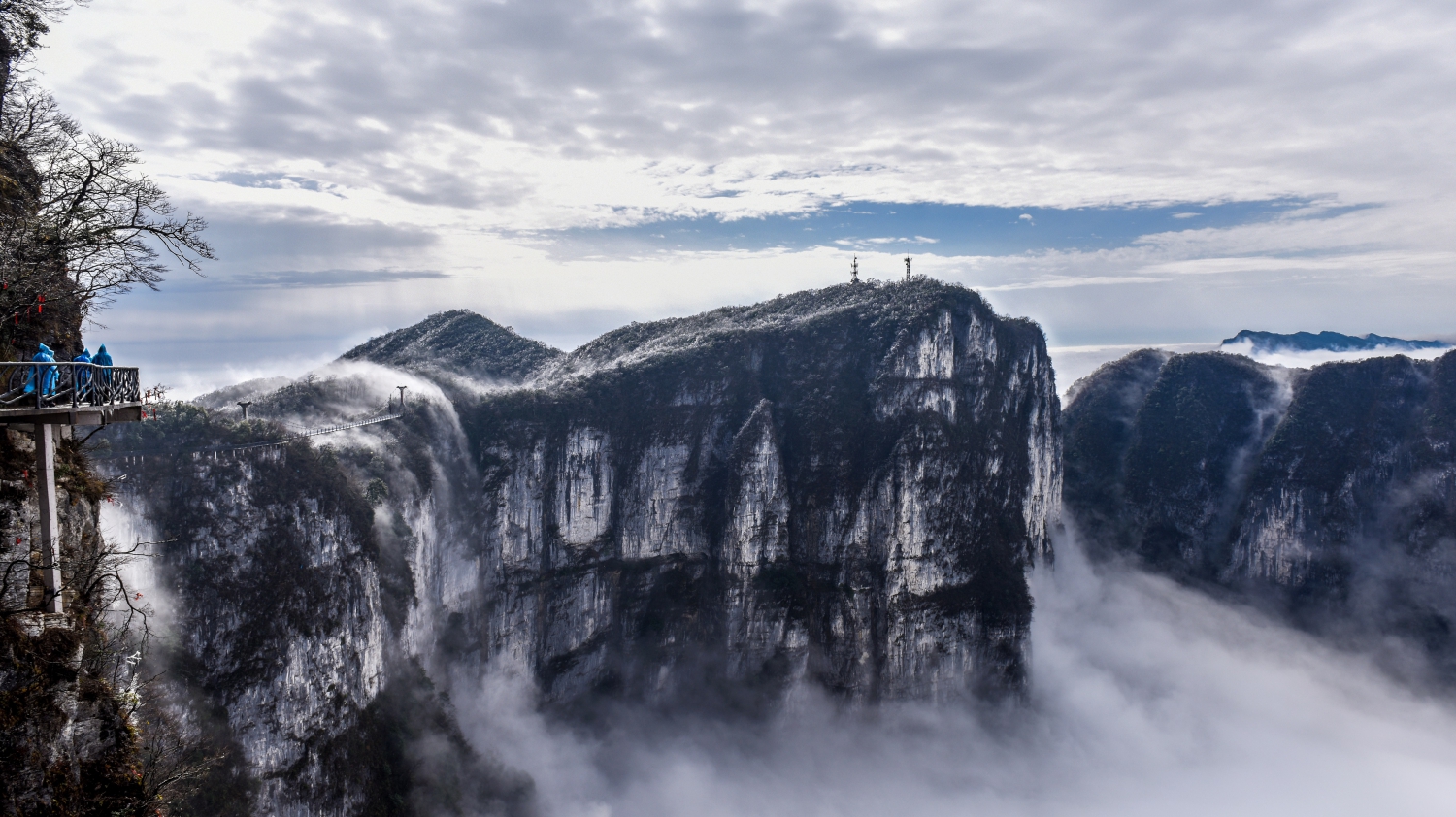 云雾天门山