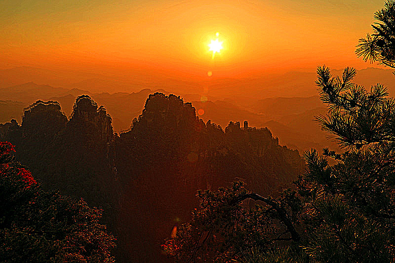 真龙过山