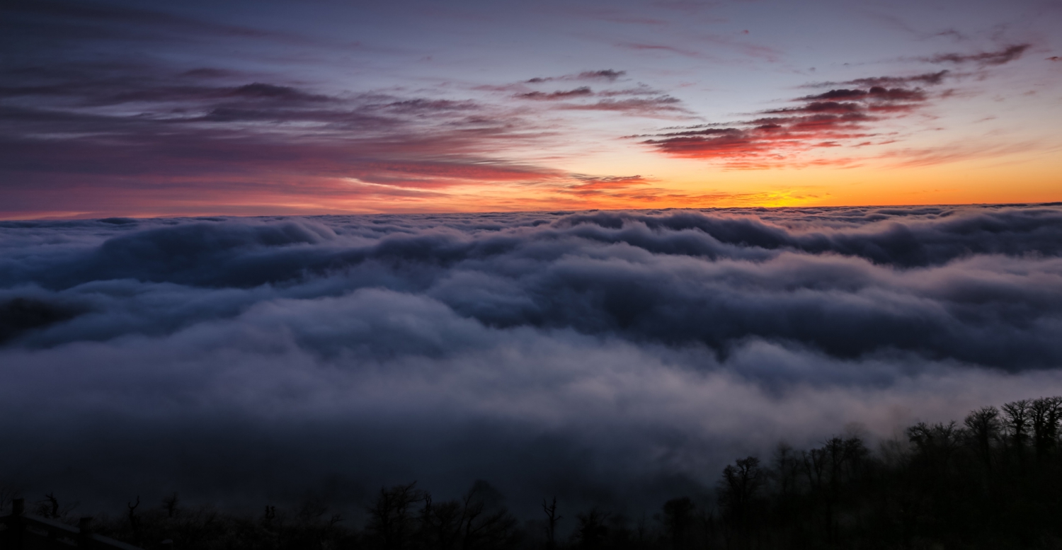   朝霞云海天门山(组图)1