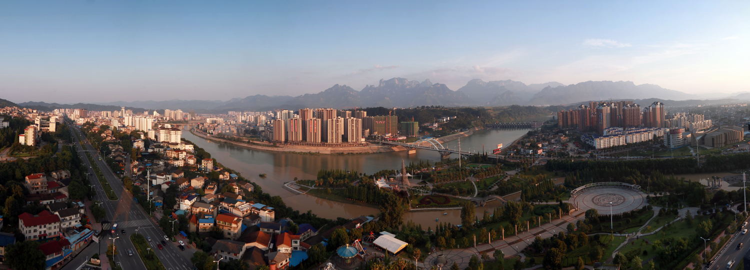全景小城